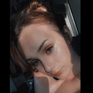 Meet your Posher, Ivette